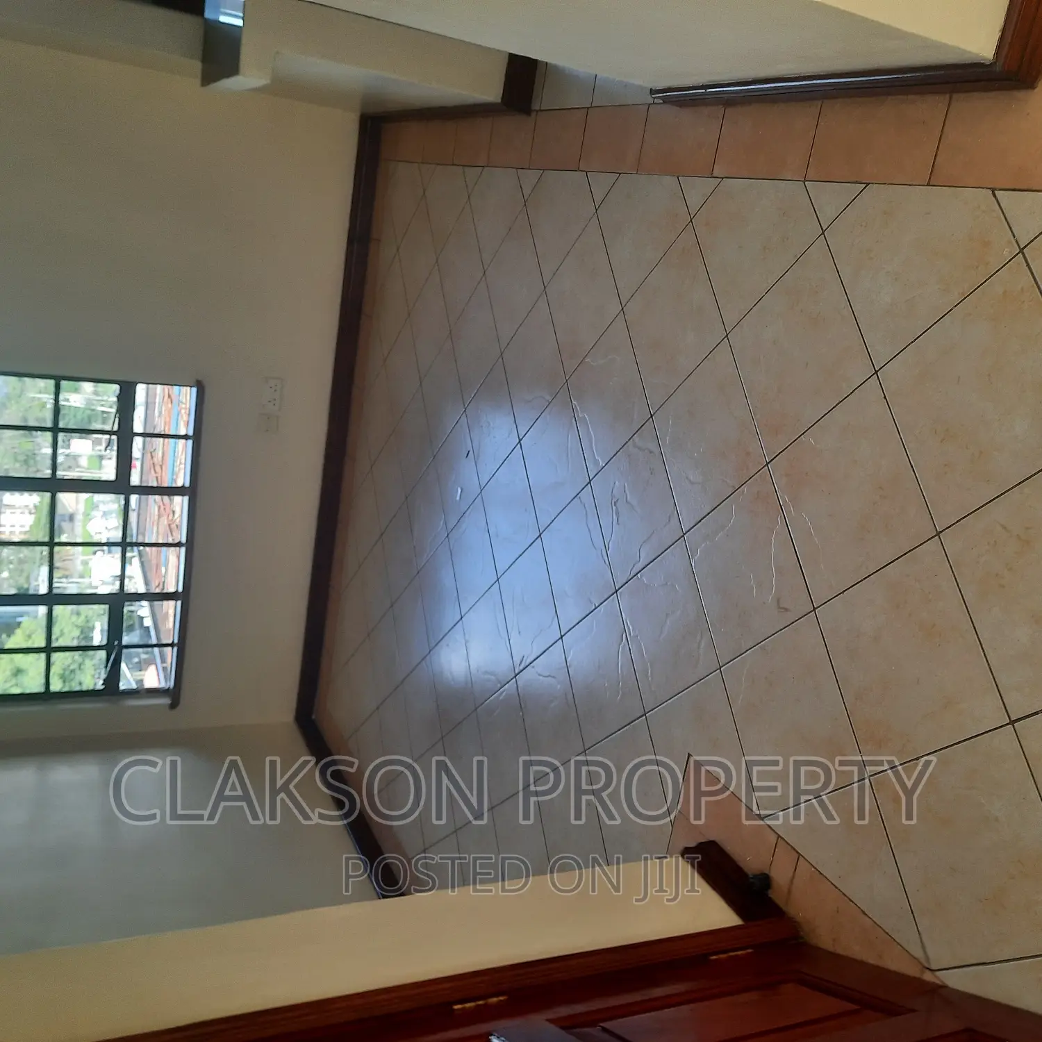 3bdrm Bungalow in Prestige, Woodley Estate for rent
