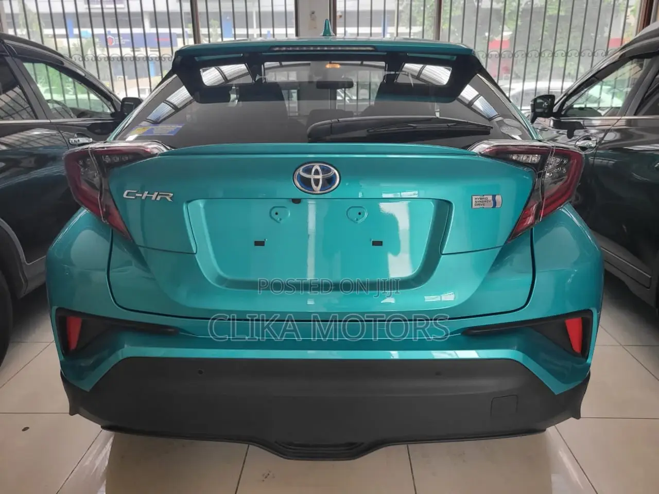 Toyota C-HR 2017 Blue