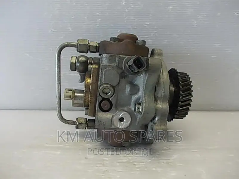 Toyota 4c Injector Pump for Toyota Dyna, Coaster, Hino.