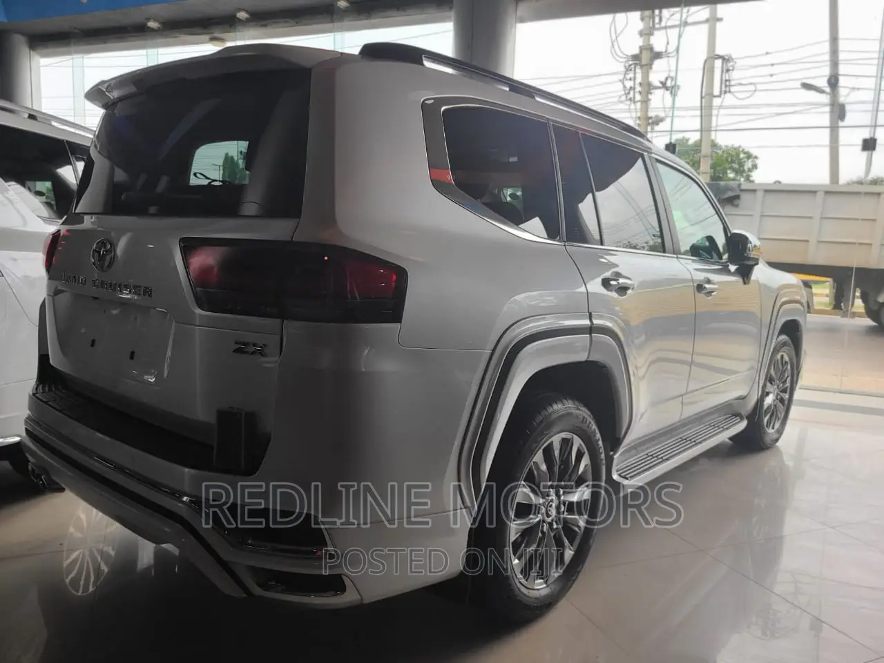 Toyota Land Cruiser 2023 Pearl