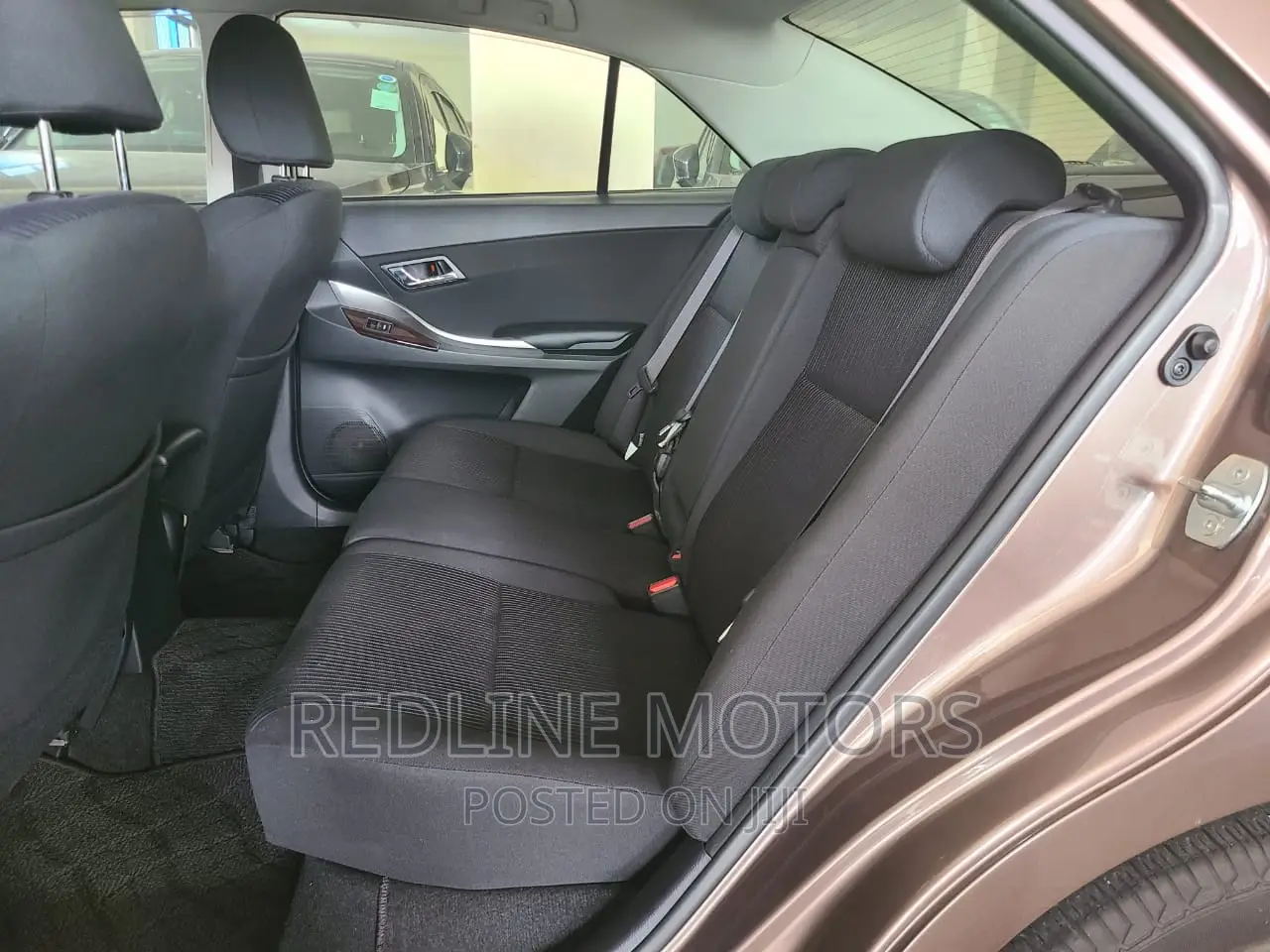 Toyota Allion 2017 Gold