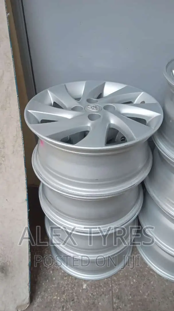Size 15 Inches Toyota Axio Sport Japan Rims Set