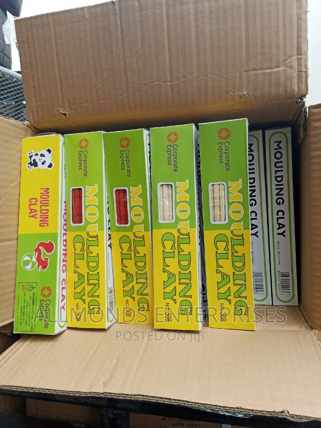 30pkts/Carton of Moulding Clay 500g- Corporate Express.