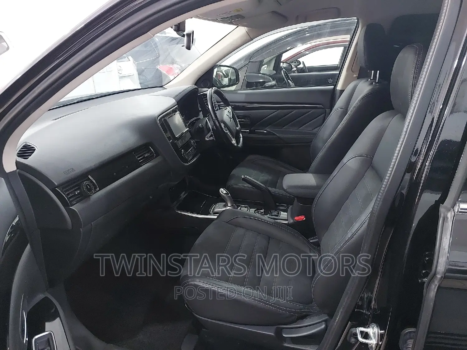 Mitsubishi Outlander 2.0 PHEV AWD 2017 Black
