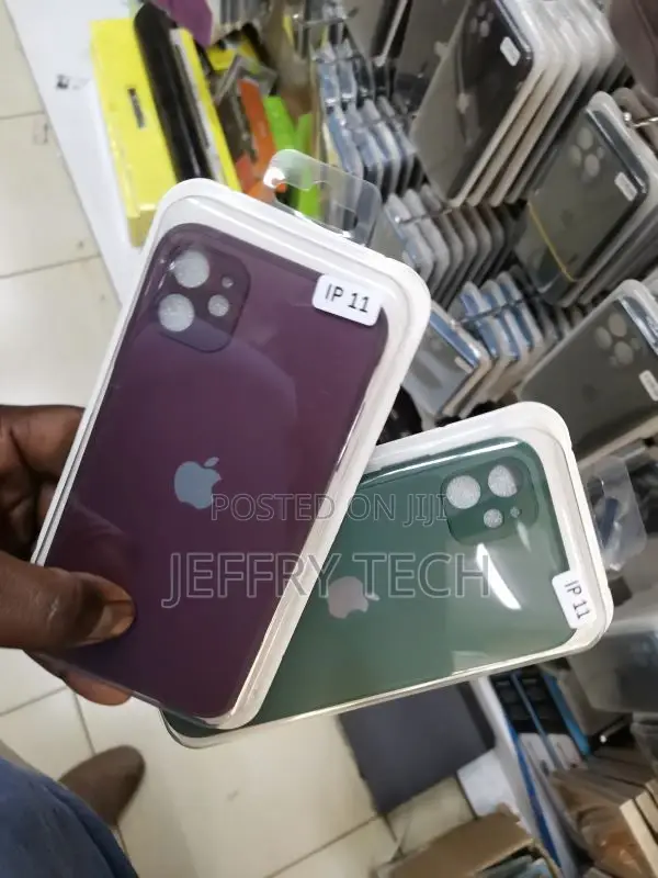 iPhone 11 Green Frosted Glass Soft Silicone Border Case
