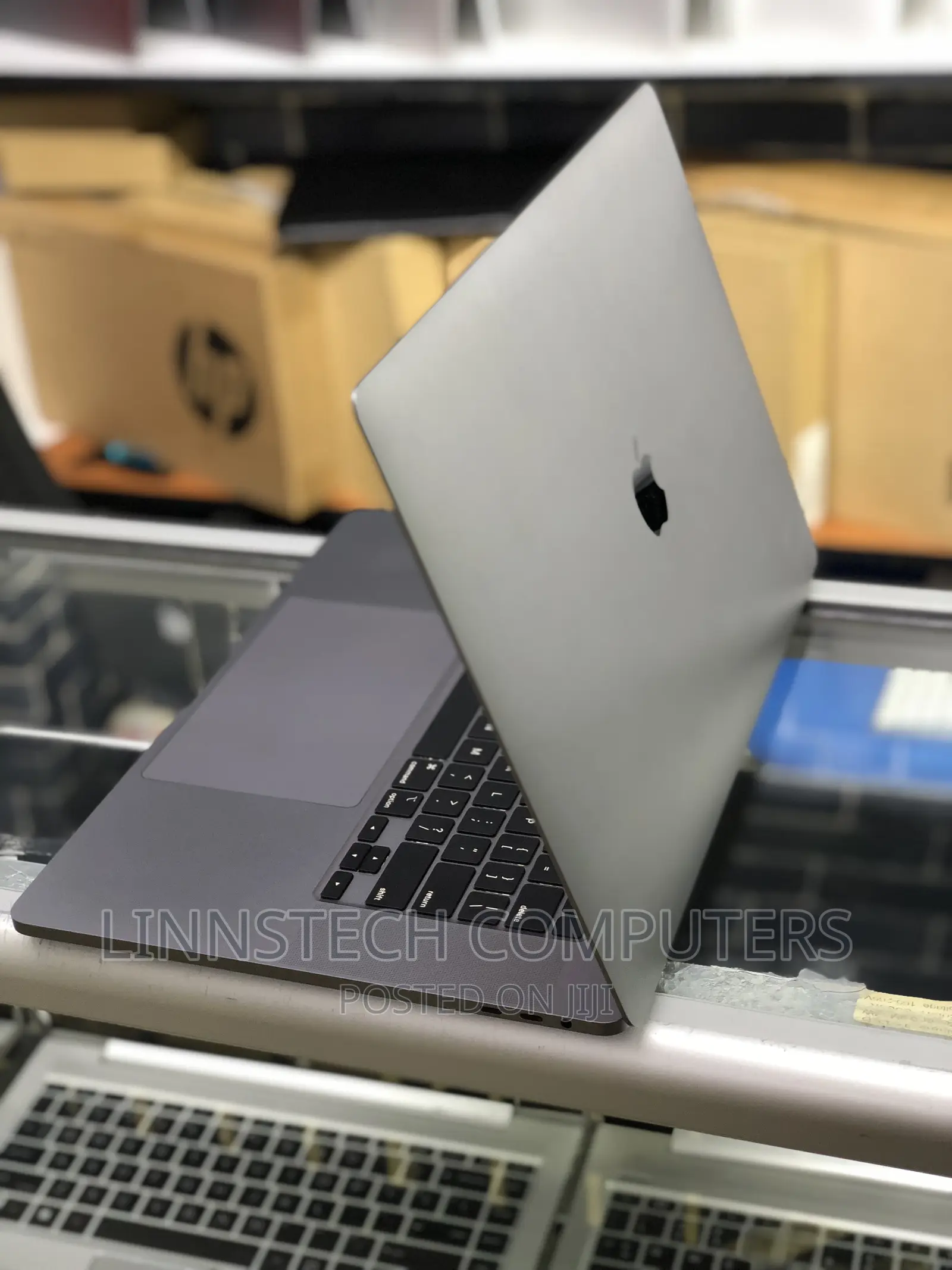Laptop Apple MacBook Pro 2019 16GB Intel Core I7 SSD 512GB