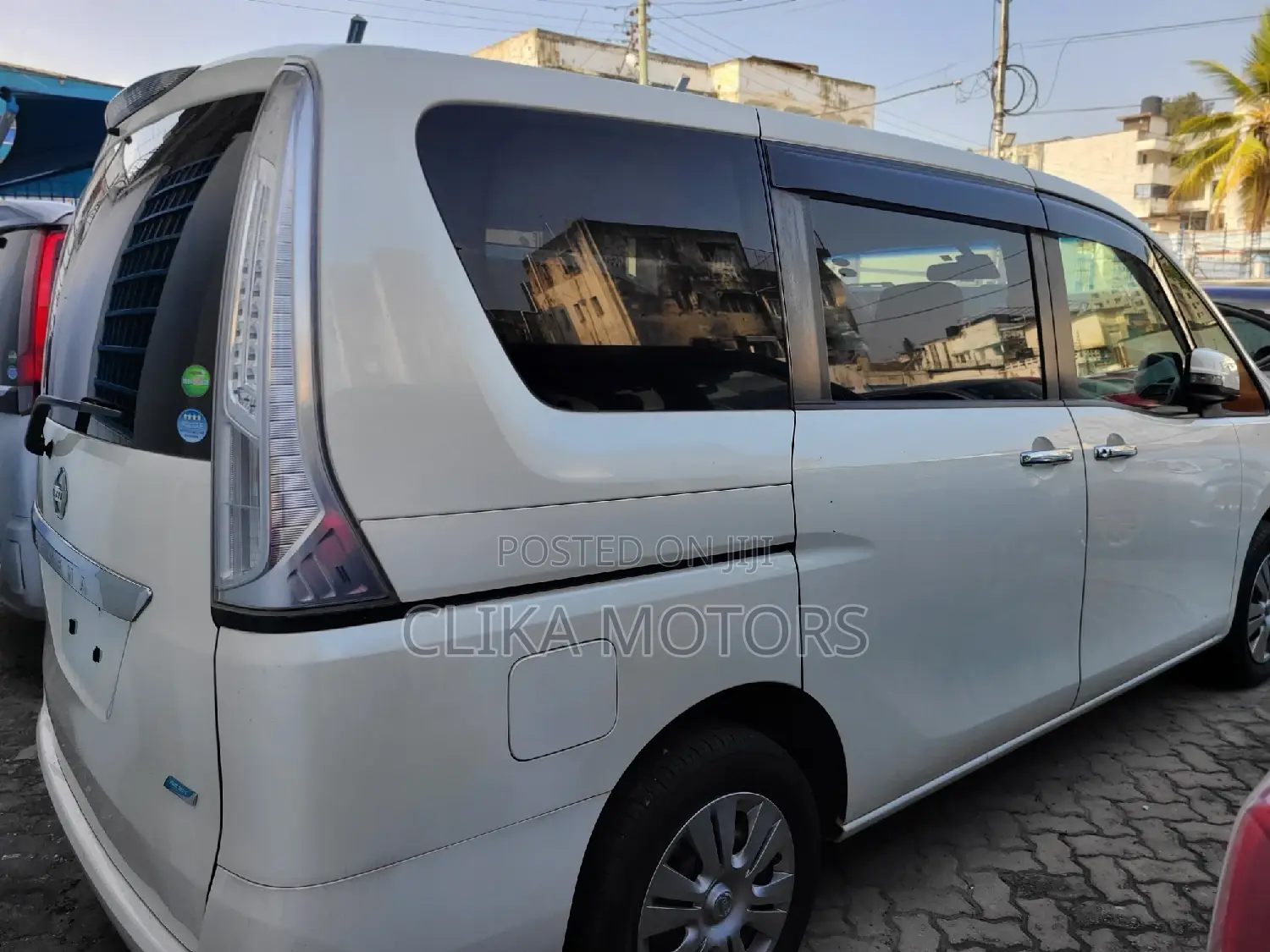 Nissan Serena 2016 White