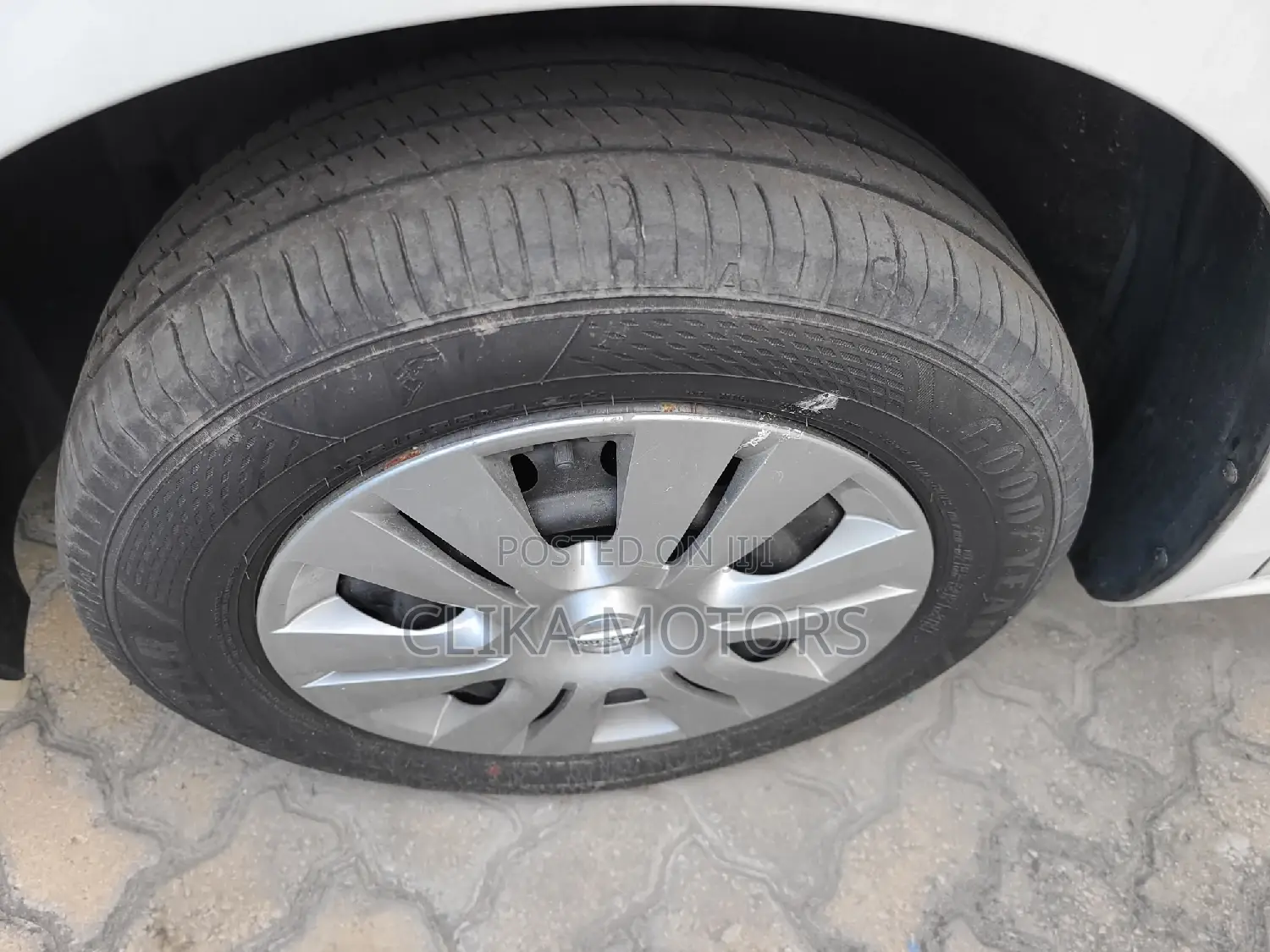 Nissan Serena 2016 White