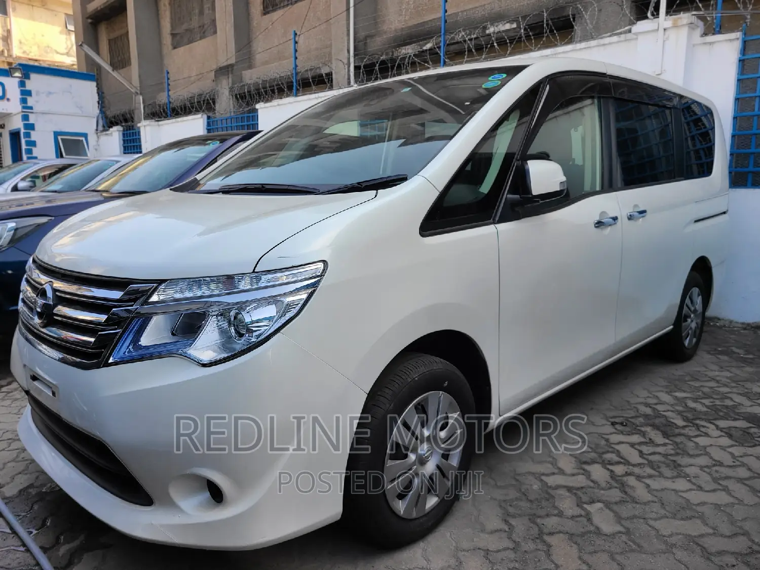 Nissan Serena 2016 White