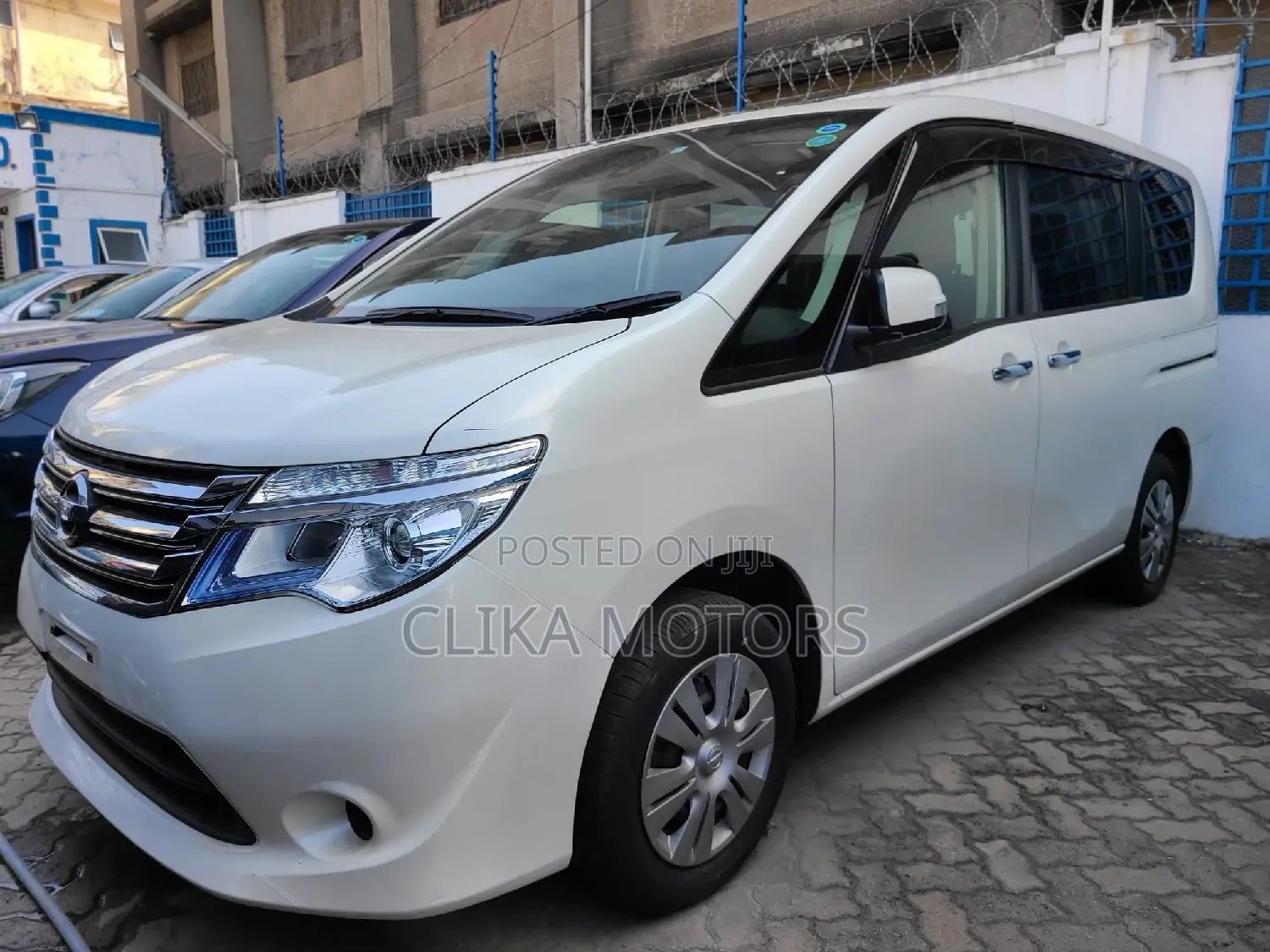 Nissan Serena 2016 White