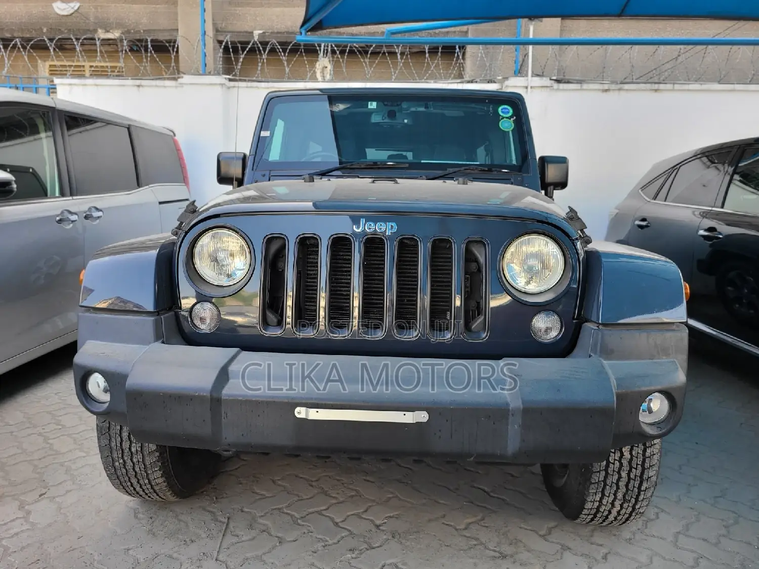Jeep Wrangler Sahara 4x4 2016 Blue