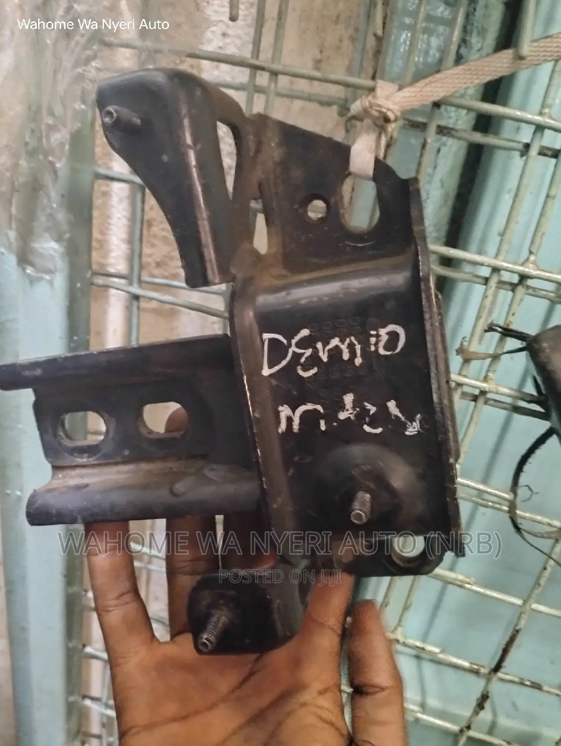 Mountings for Demio