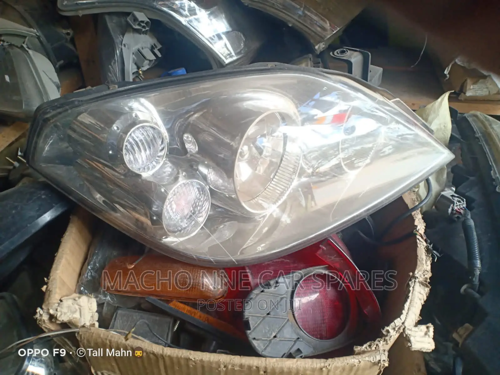 Nissan Primera 2004 Headlight