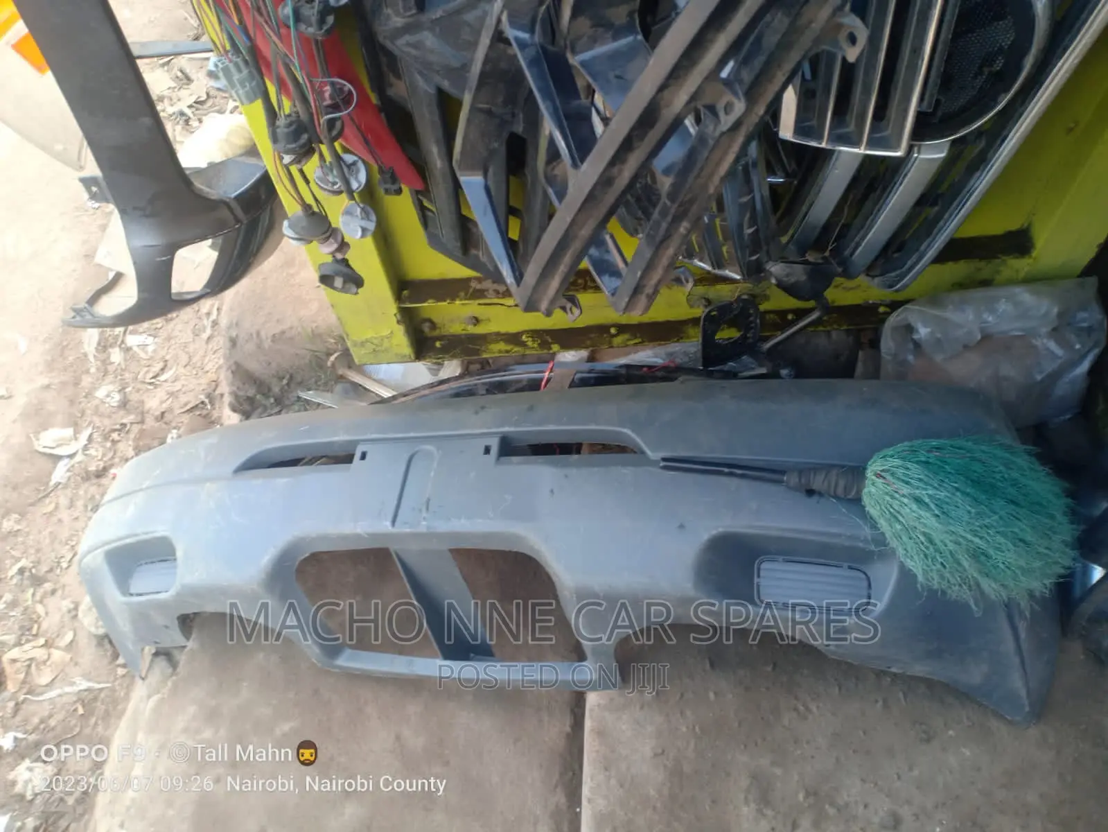 Nissan Vannete/Mazda Bongo Front Bumper