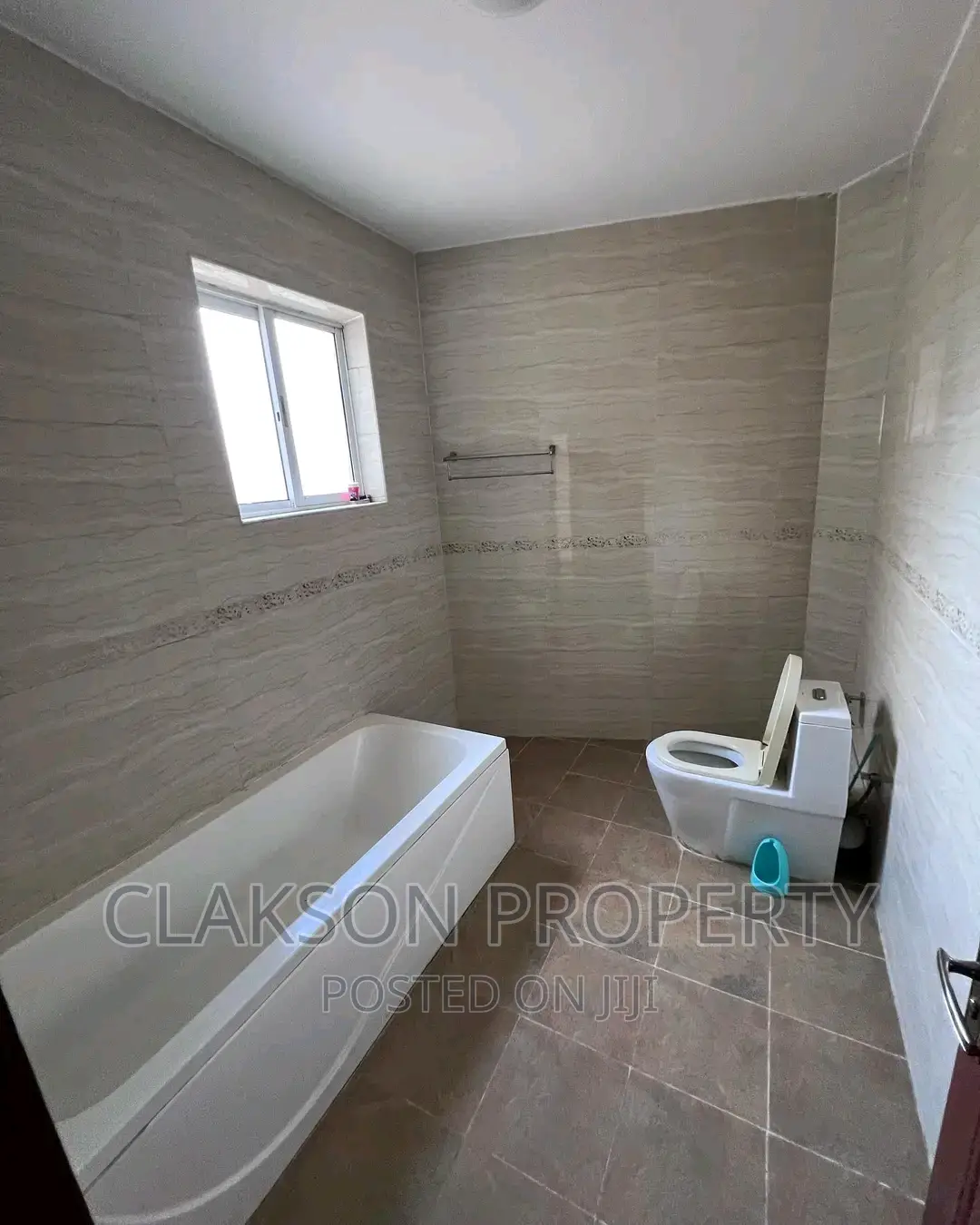5bdrm Apartment in Kilimani for rent