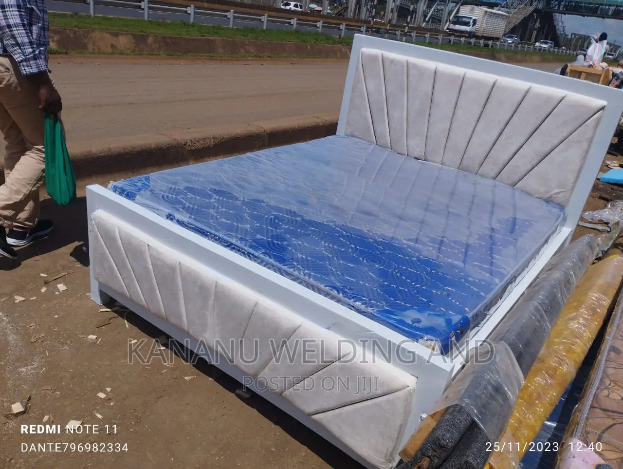 Chester Bed