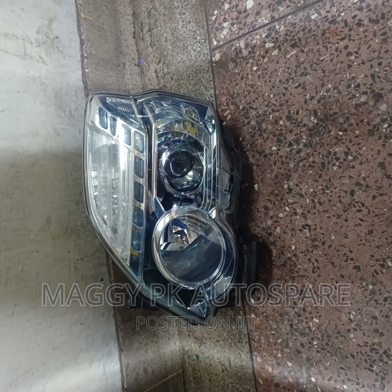 Nissan Extrail Nt31 Xenon Headlight