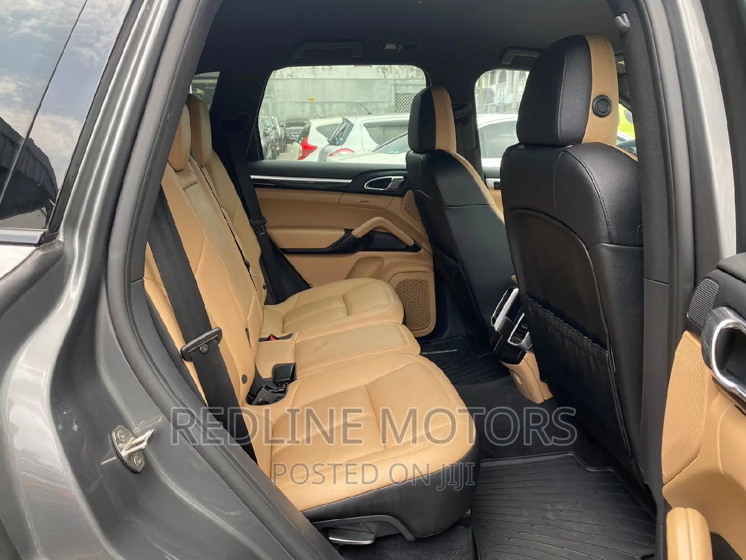 Porsche Cayenne Turbo AWD 2016 Gray