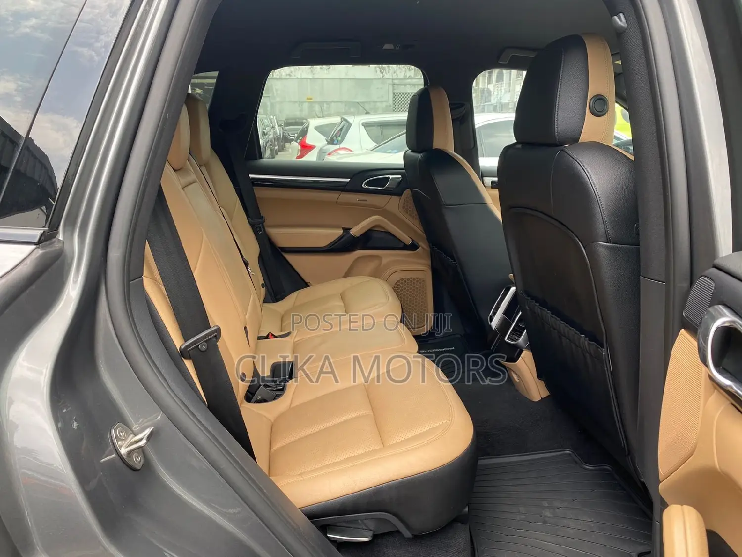 Porsche Cayenne Turbo AWD 2016 Gray