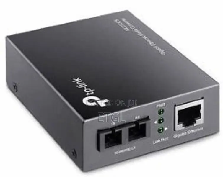 .TP-LINK Mc210cs Gigabit Media Converter Single-Mode