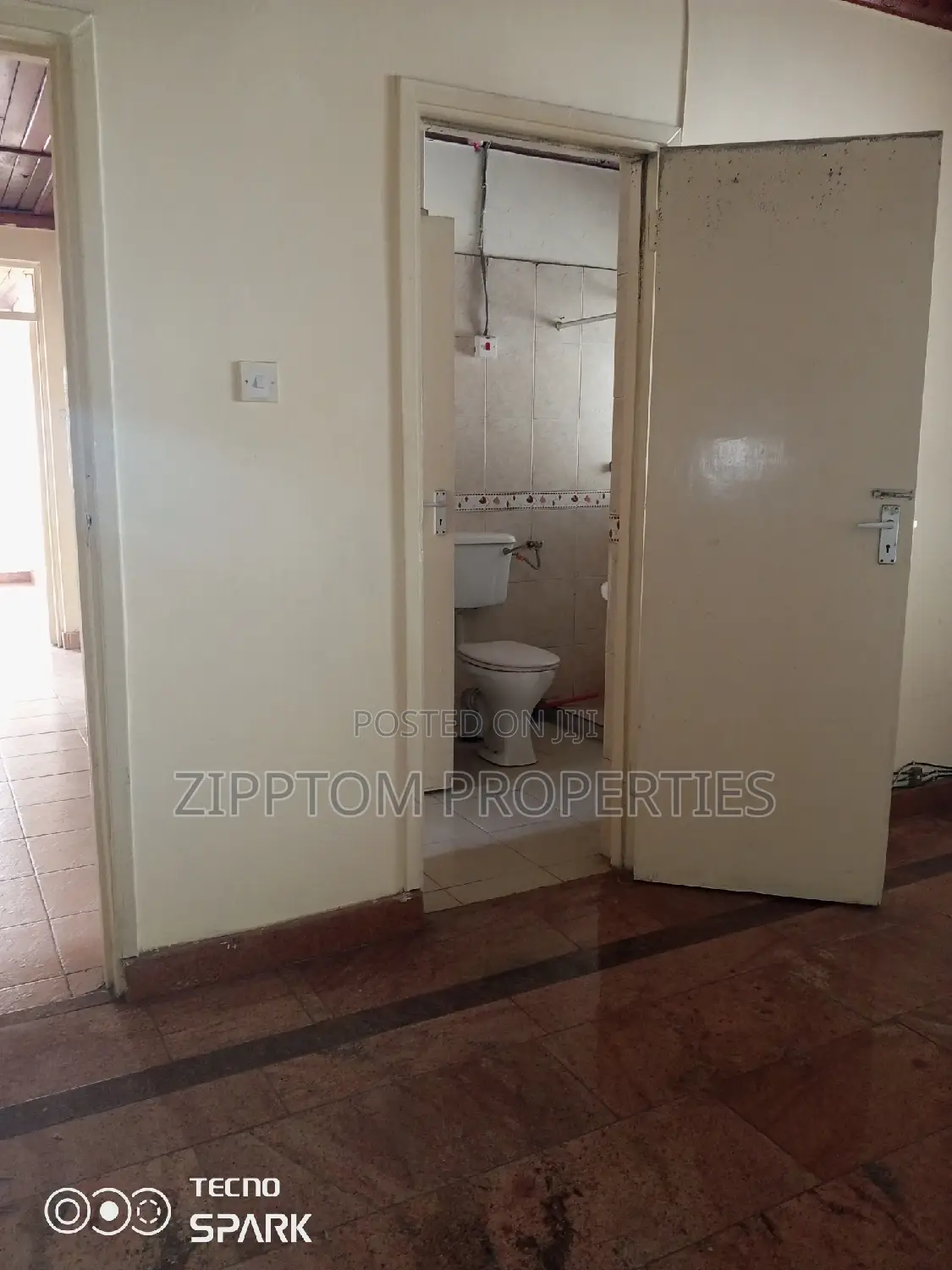 3bdrm Bungalow in South B for rent