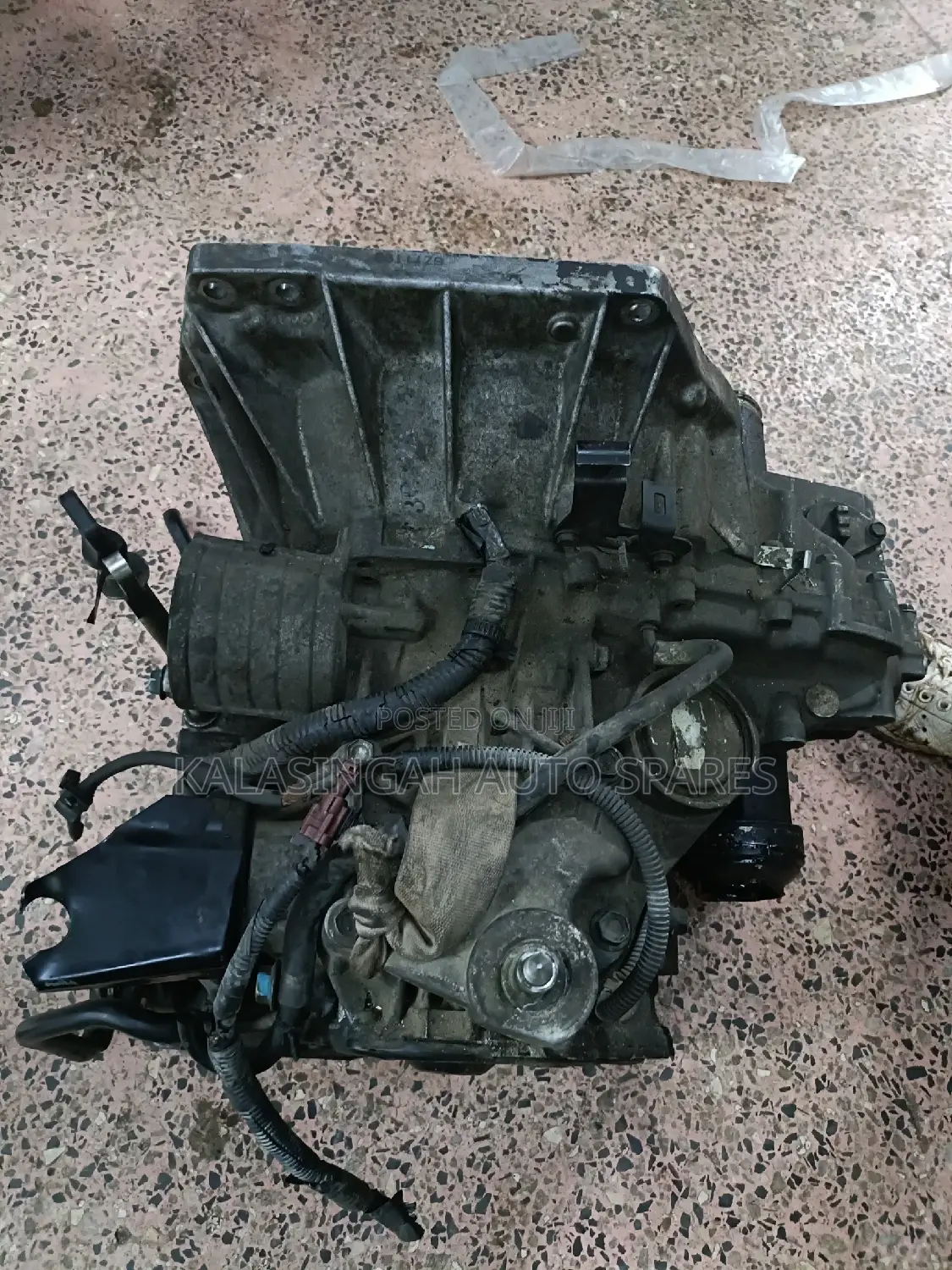 Nissan Tiida Hr15 Gearbox