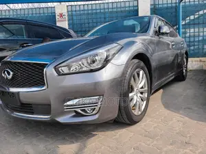 Nissan Fuga 2016 Gray