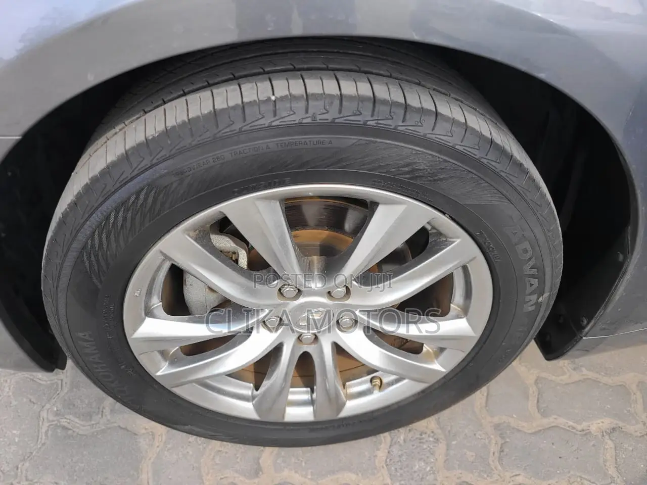 Nissan Fuga 2016 Gray