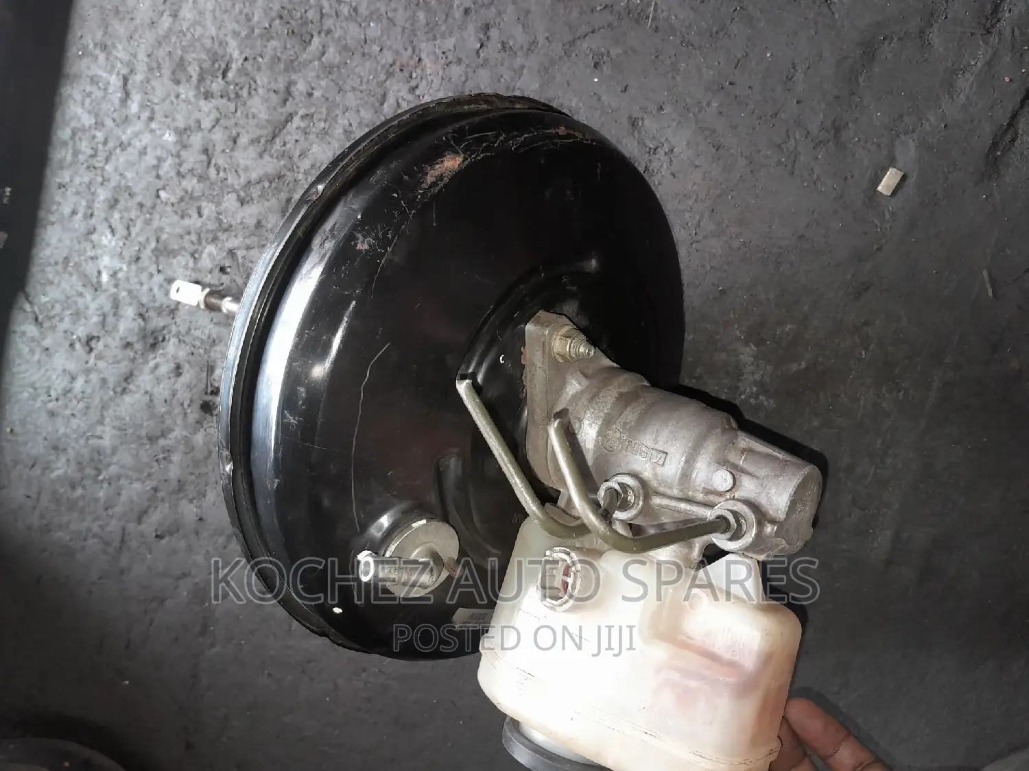 Complete Brake Booster and Master Cylinder for Hillux Surf