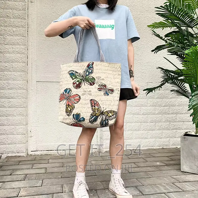 Women's Fashion/Shoulder Bag Size 43*9*39 Cm