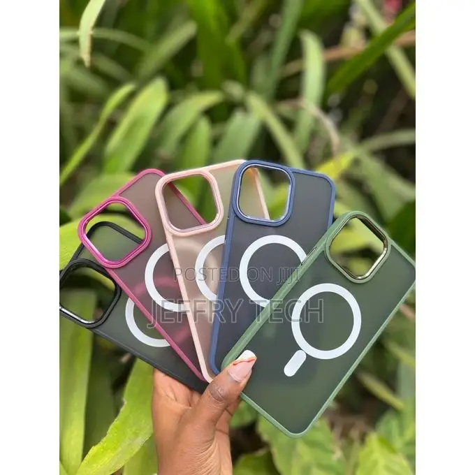 iPhone 13 Cover - Magsafe Transparent Shockproof Clear Case