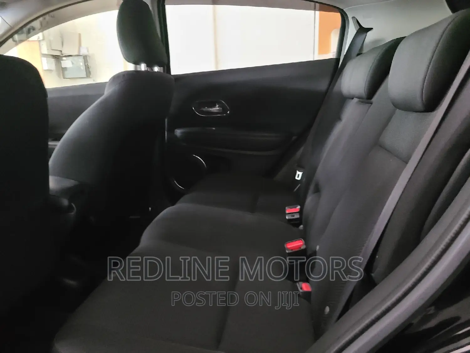 Honda Vezel 1.5 Hybrid 2WD 2016 Black