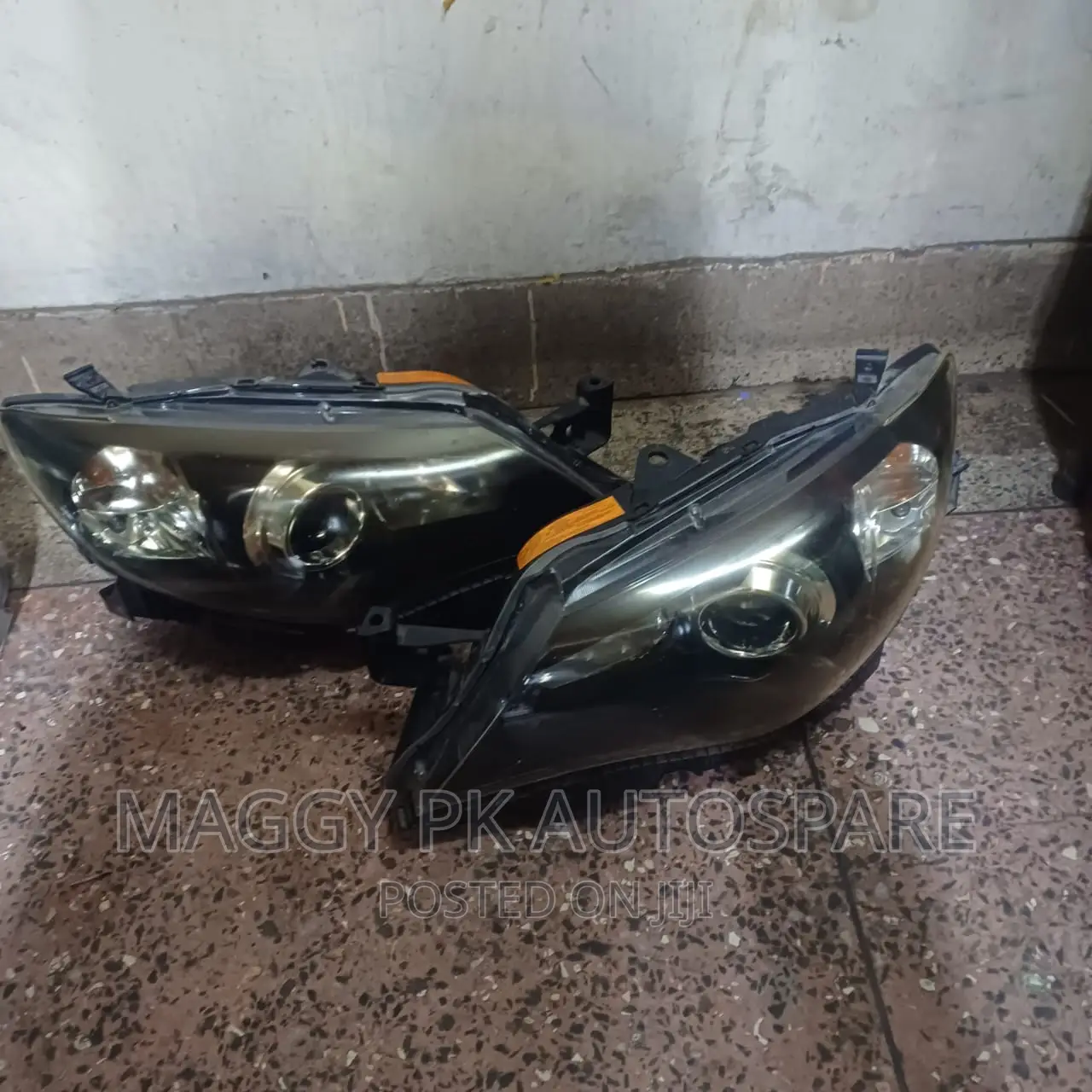 Subaru N14 Headlightblack Shade Xenon