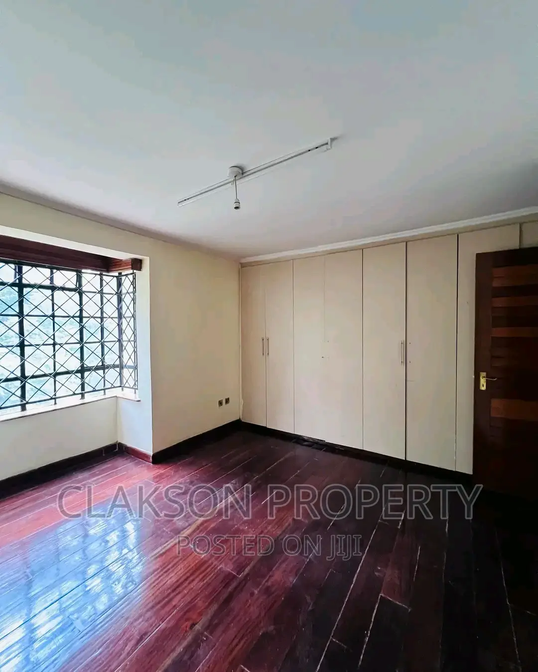 4bdrm Townhouse / Terrace in Kileleshwa for rent