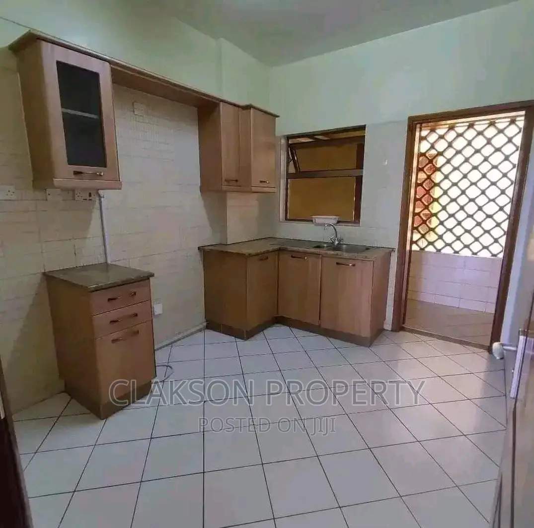 2bdrm Apartment in Naivasha Road Near, Kilimani for rent