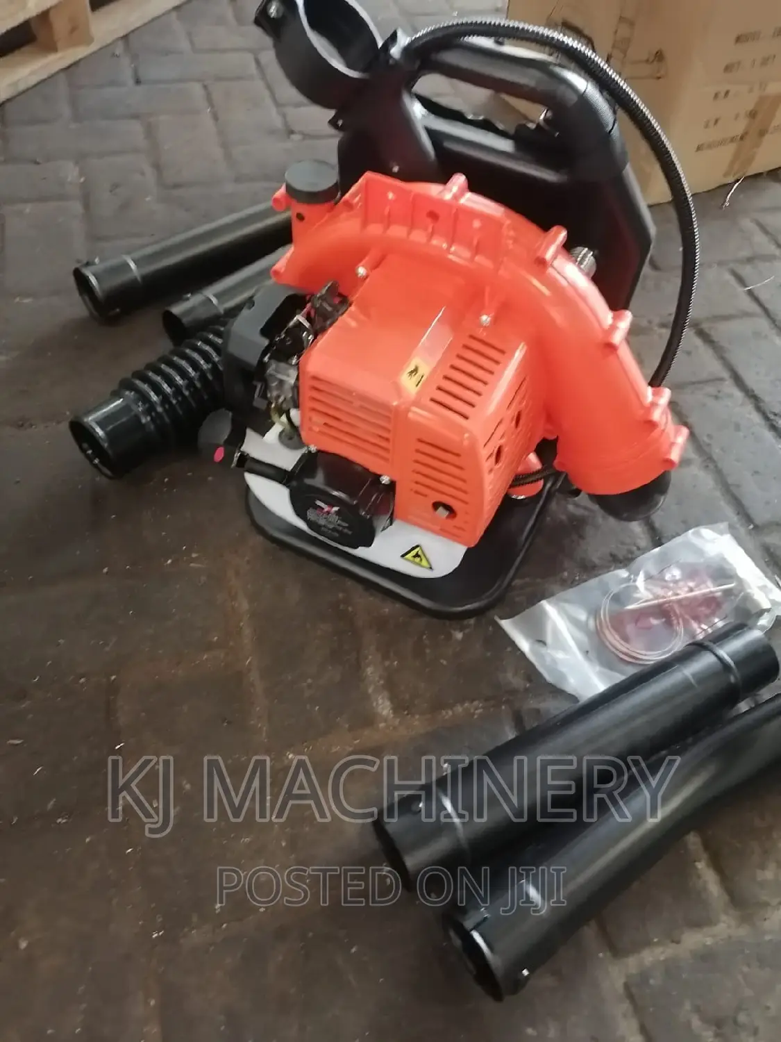 Leaf Blowing Machine-Quality Assured Brand