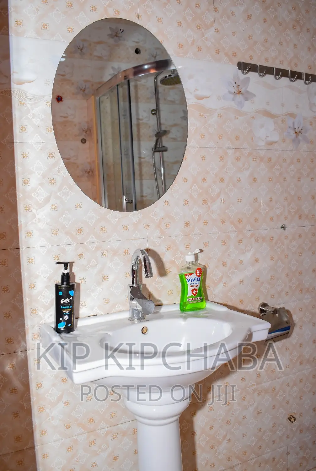 Furnished 3bdrm Mansion in Elgonview for rent