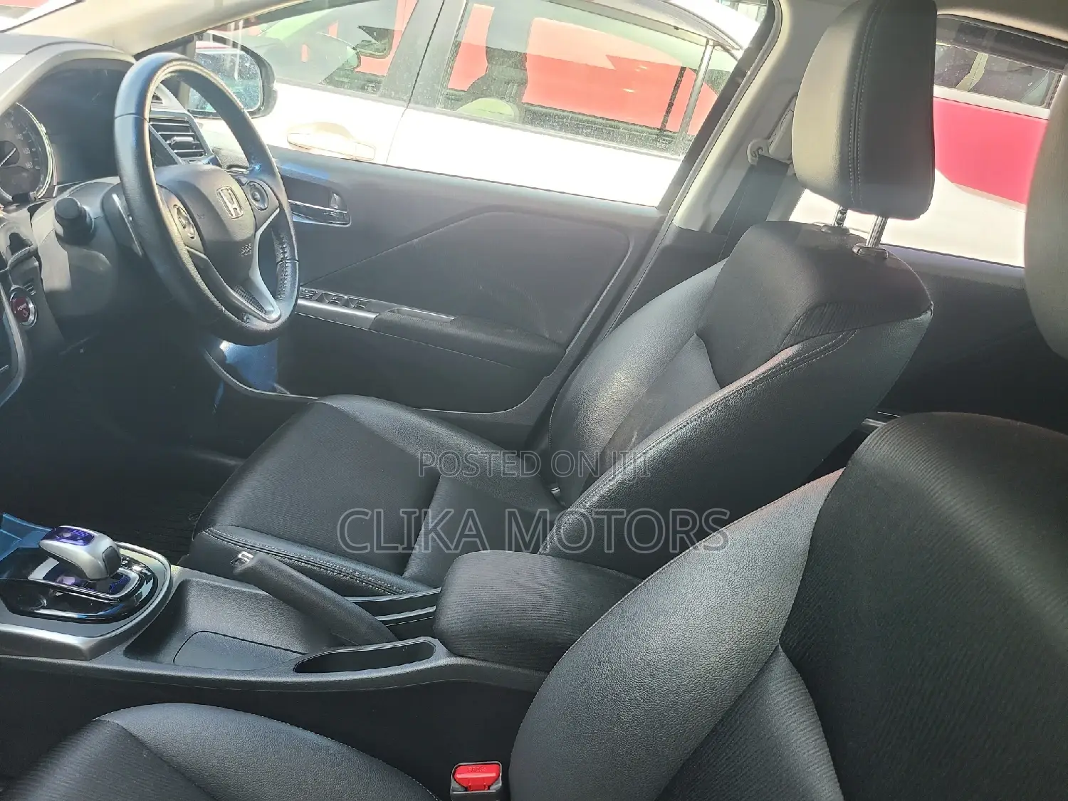 Honda Grace 1.5 Hybrid AWD 2016 Red