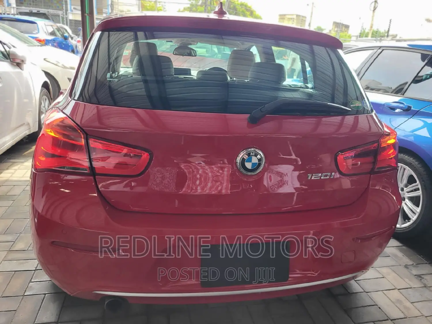 BMW 120i 2016 Red
