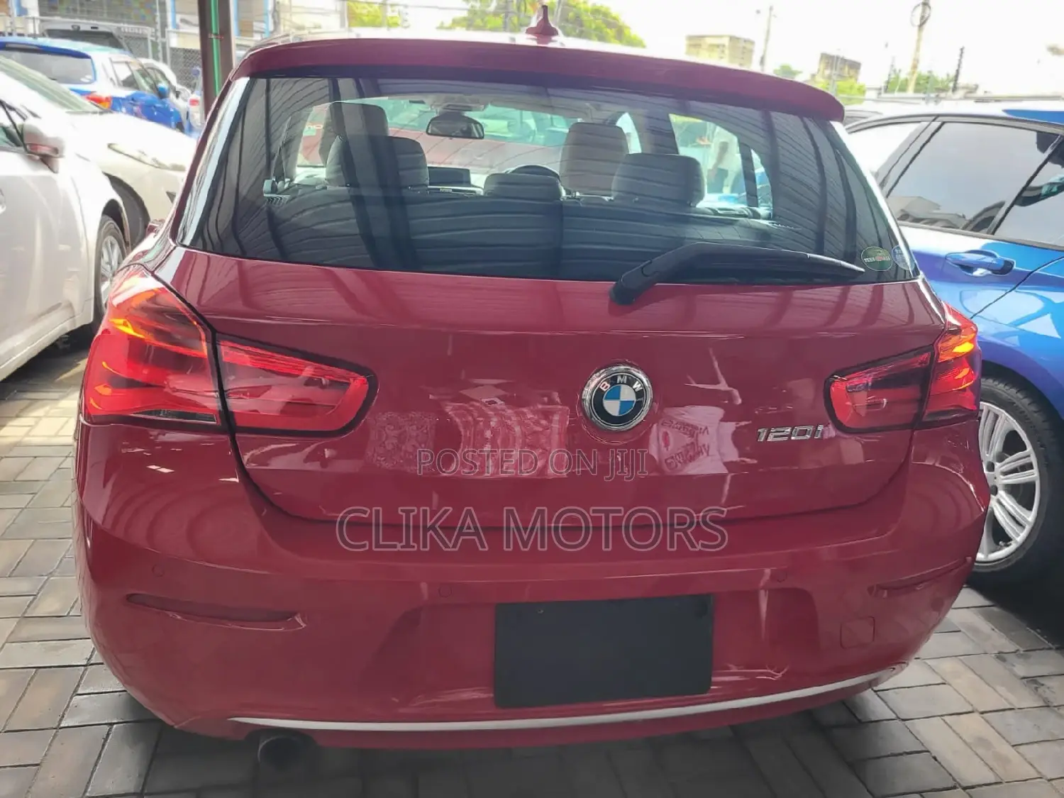 BMW 120i 2016 Red