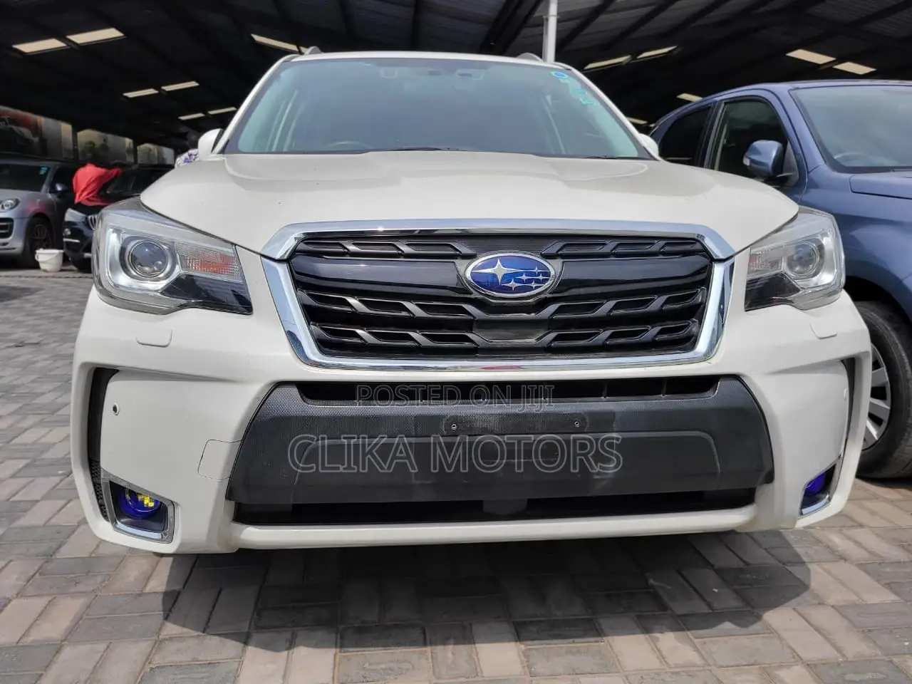 Subaru Forester 2.0XT Touring AWD 2017 White
