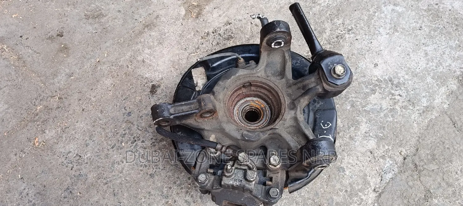 Kluger, Lexus, Harrier, EX Japan Rear Wheel Hubs Complete.