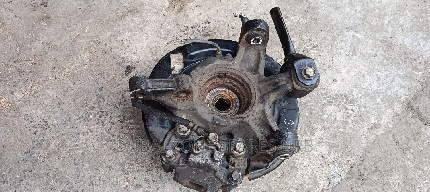 Kluger, Lexus, Harrier, EX Japan Rear Wheel Hubs Complete.