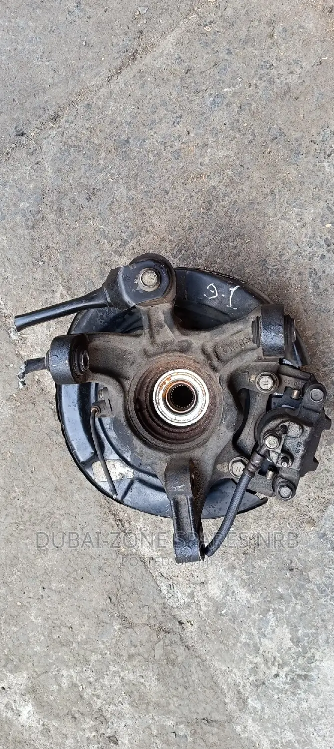 Kluger, Lexus, Harrier, EX Japan Rear Wheel Hubs Complete.