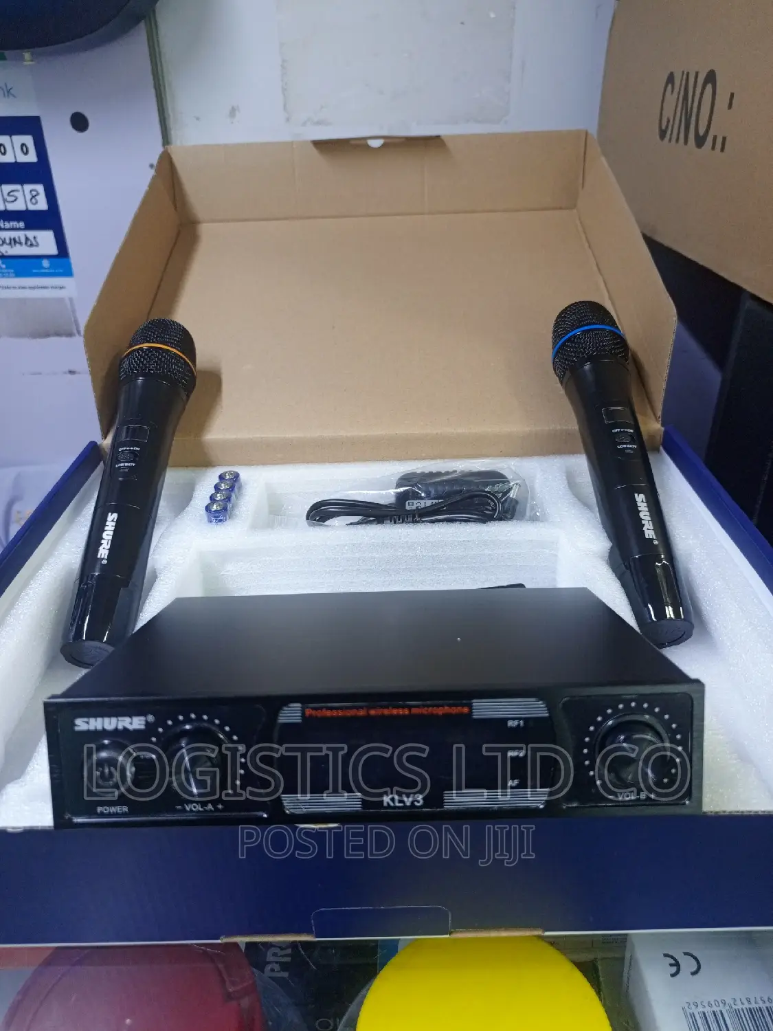 Professional Wireless Microphone Shure KLV3