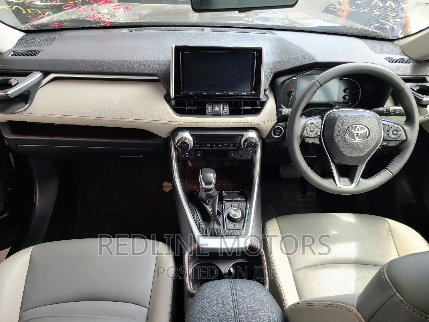 Toyota RAV4 LE AWD 2019 Matt Black