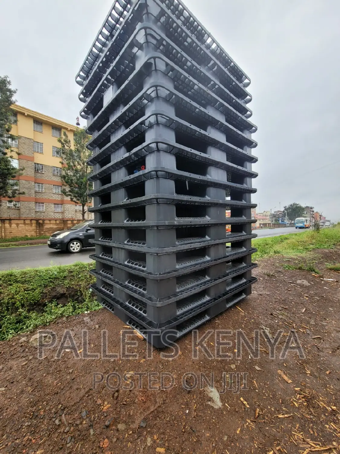 Plastic Pallets- Heavy Duty Plastic Pallets. (OV13)