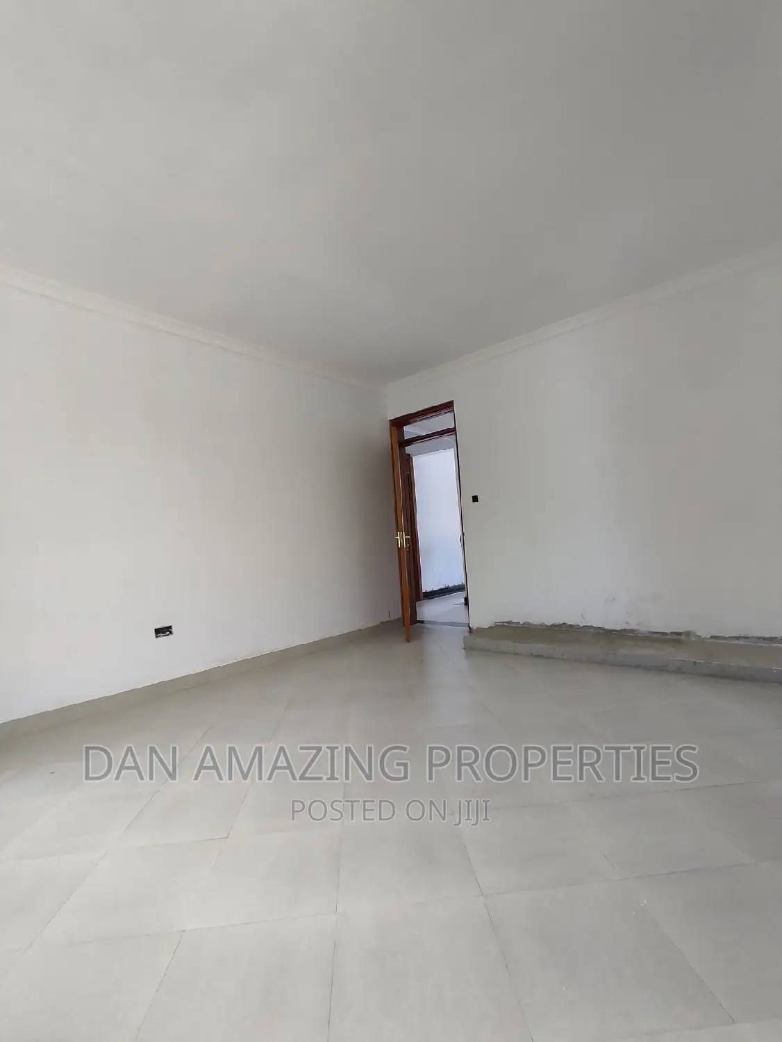 4bdrm Maisonette in Plus 2 Dsq, Rimpa for sale