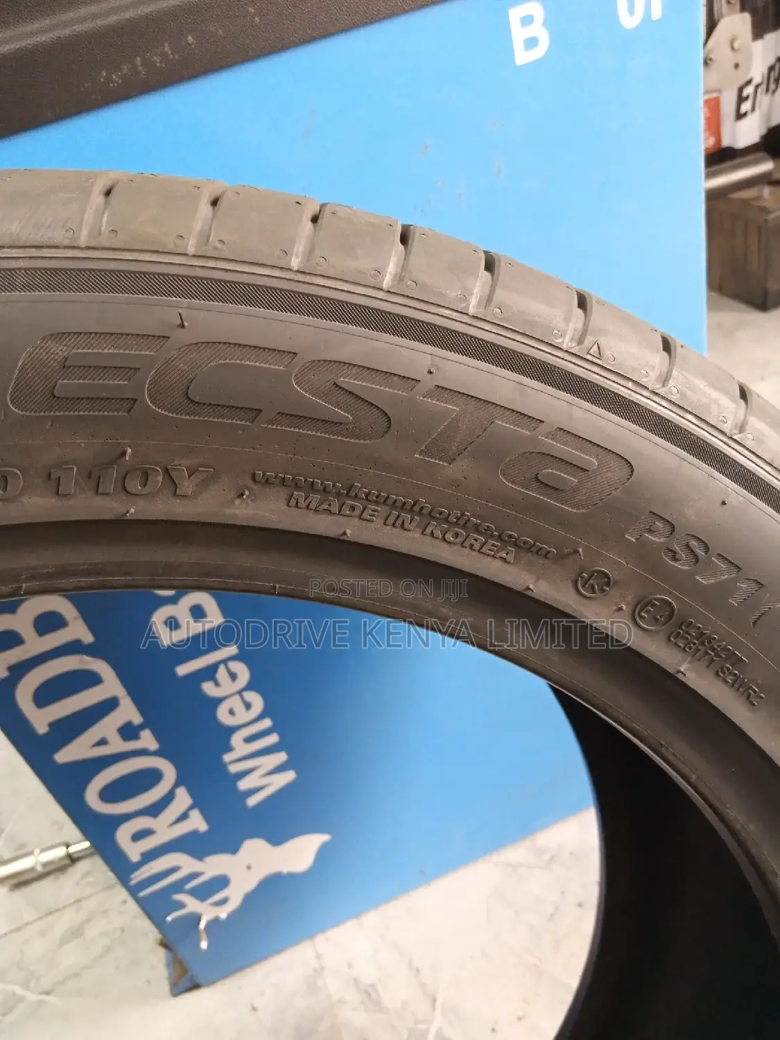 275/45r20 Kumho Tyre