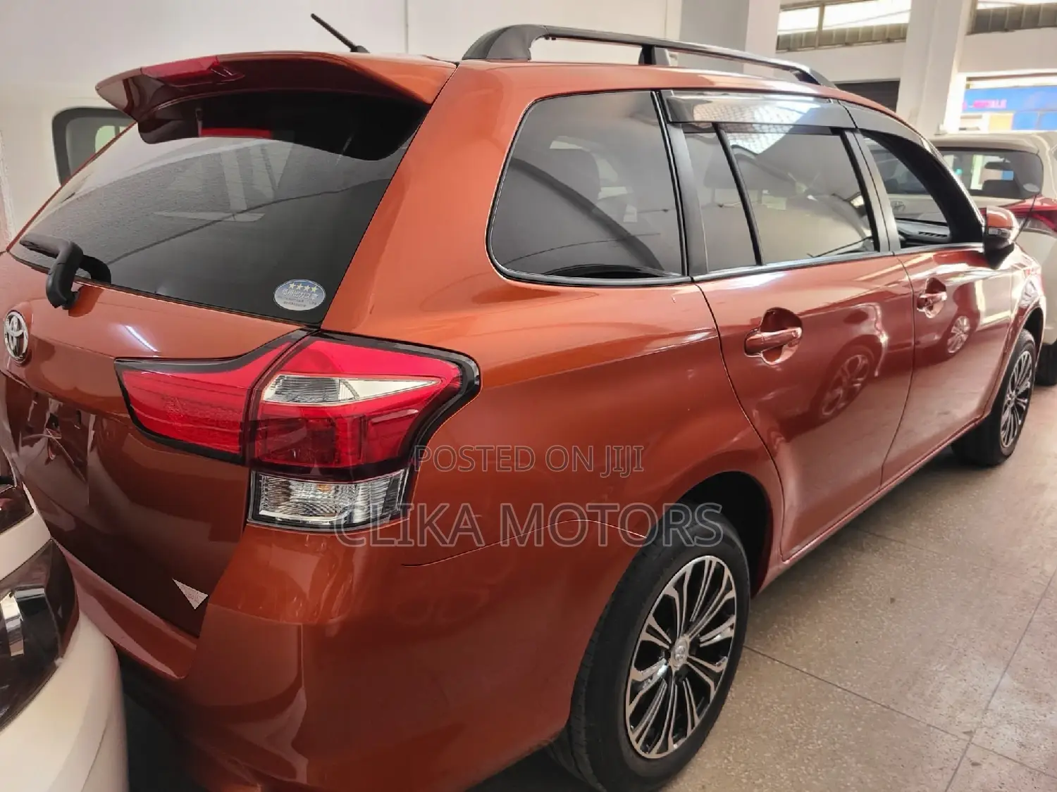 Toyota Corolla Fielder 2016 Orange